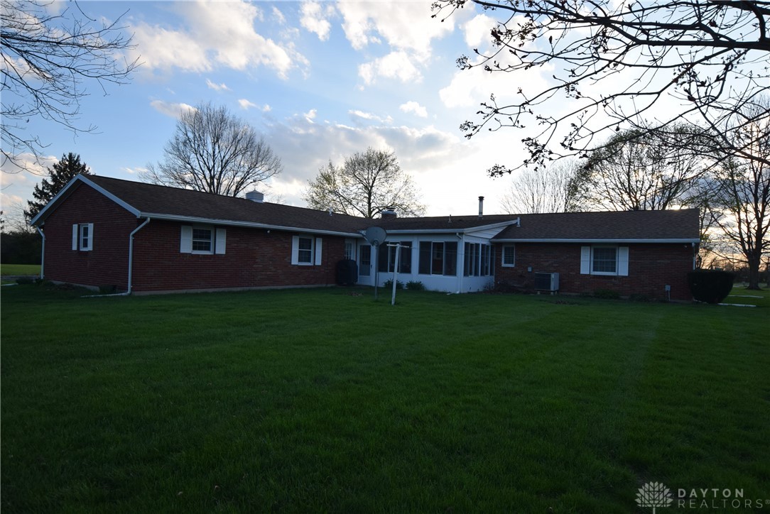 2126 Liberty Road New Carlisle, OH 45344 - Photo 40 of 43