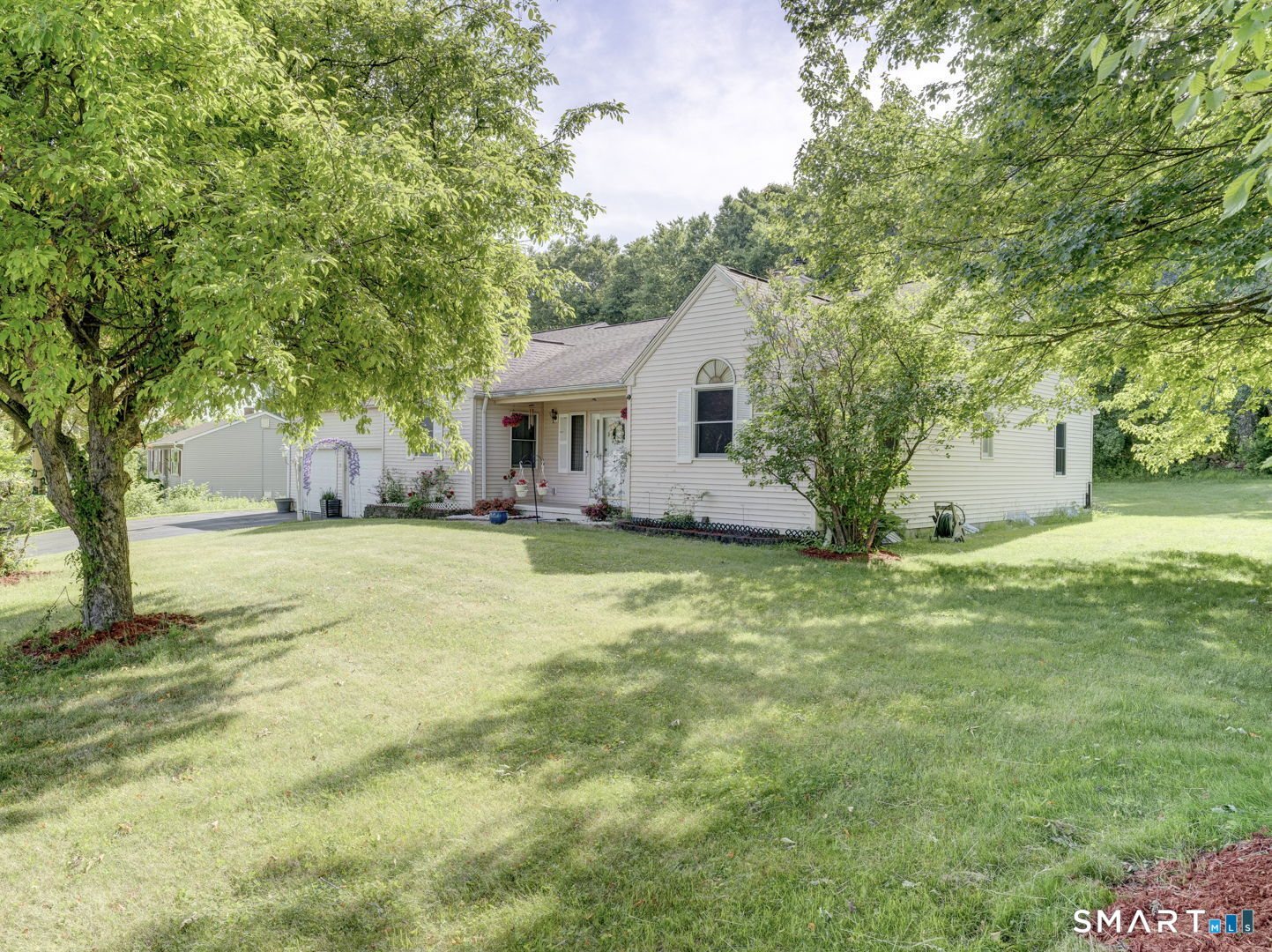 300 Hilltop Road Watertown, CT 06779 - Photo 2 of 39