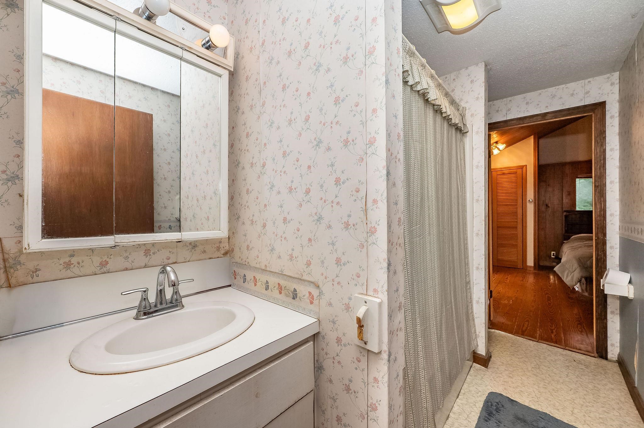 89 Oak Street Rochester, NH 03839 - Photo 18 of 34