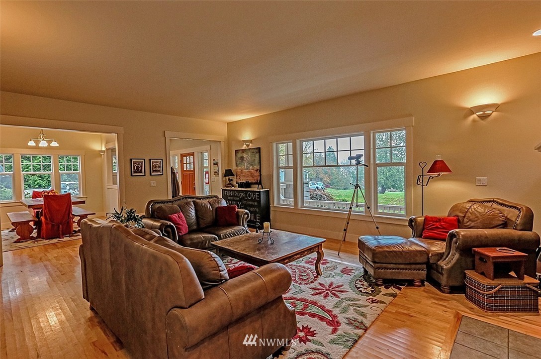 22829 Jefferson Point Road Northeast Kingston, WA 98346 - Photo 18 of 25 Gallery Image 18