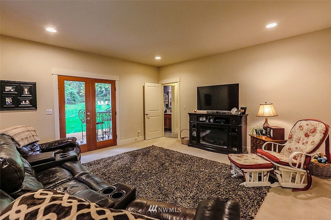 22829 Jefferson Point Road Northeast Kingston, WA 98346 - Photo 19 of 25 Gallery Image 19