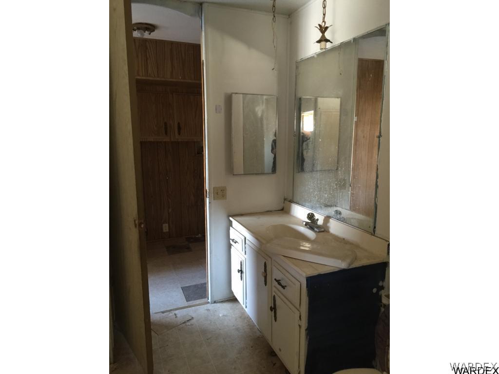 3555 Hodges Road Kingman, AZ 86409 - Photo 13 of 20 Gallery Image 13