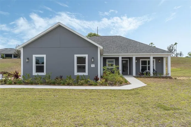 $395,900 | 72 Fairway Circle, Umatilla, FL 32784