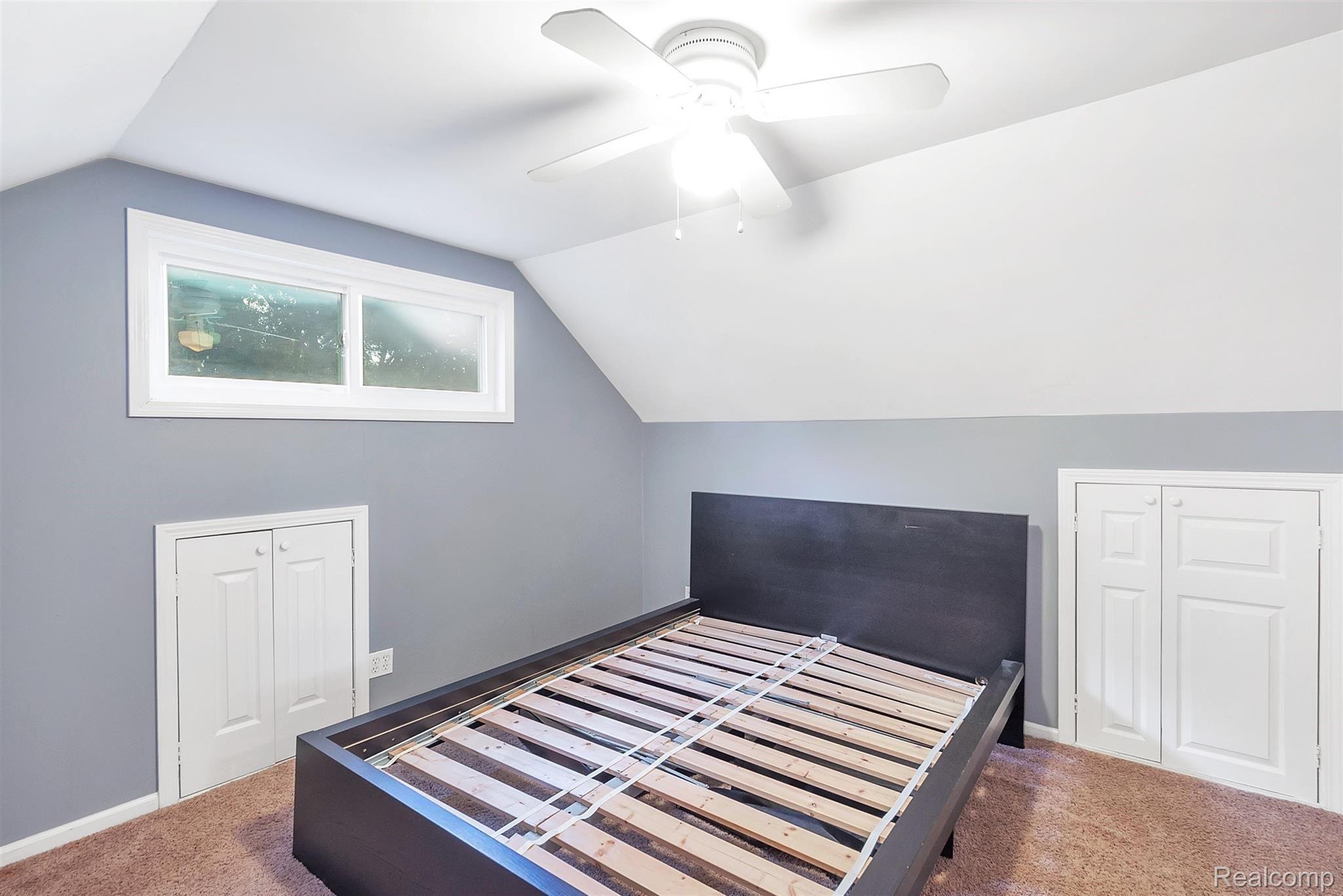 23309 Tuck Road Farmington, MI 48336 - Photo 22 of 40 26-23309 Tuck Rd-WindowStill-Real-E.jpg
