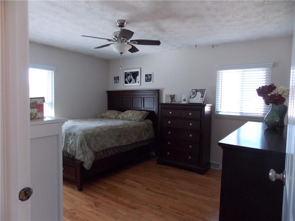 7617 Miracle Road Indianapolis, IN 46237 - Photo 11 of 28 Gallery Image 11