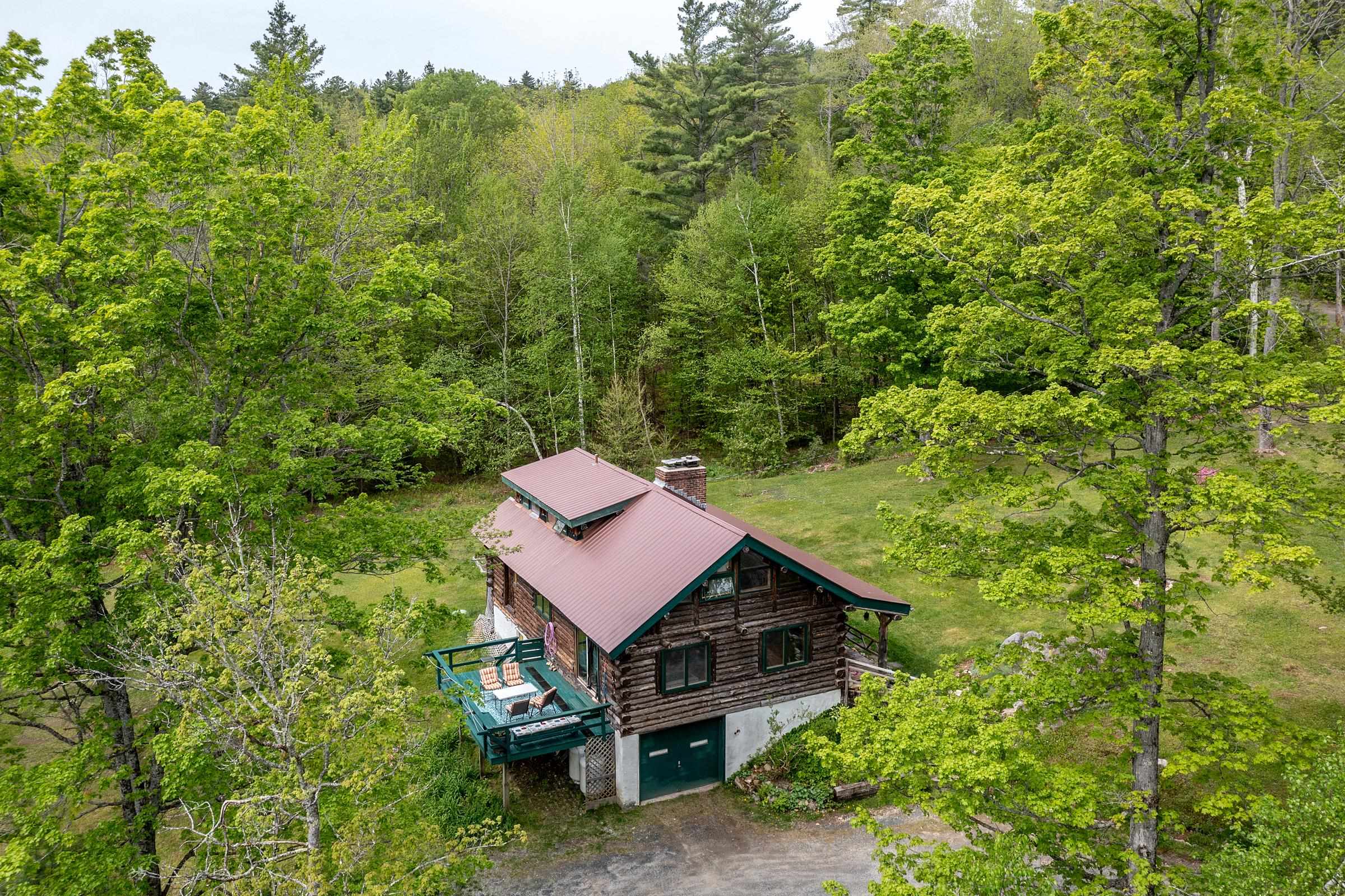 287 Powder Mill Road Londonderry, VT 05148 - Photo 4 of 58