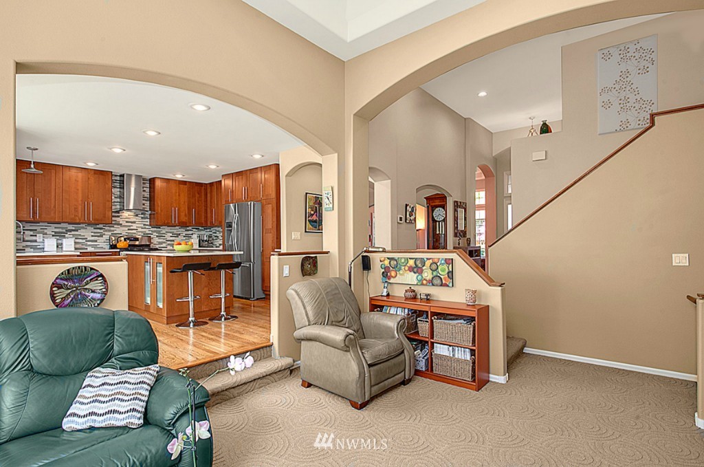 12117 Northeast 166th Place Bothell, WA 98011 - Photo 11 of 25 Gallery Image 11