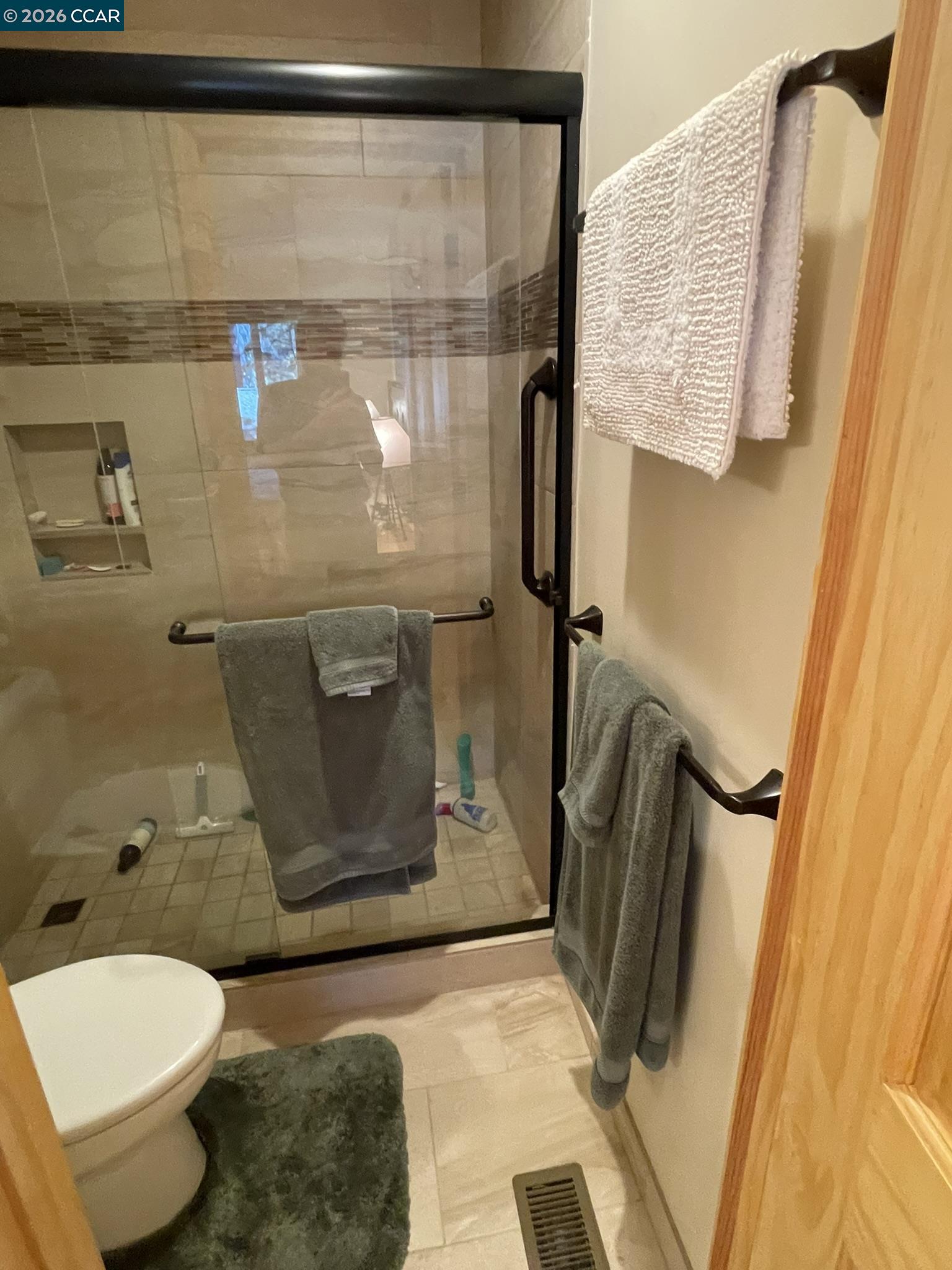 15466 Donner Pass Road, Unit 27 Truckee, CA 96161 - Photo 18 of 22 Gallery Image 18