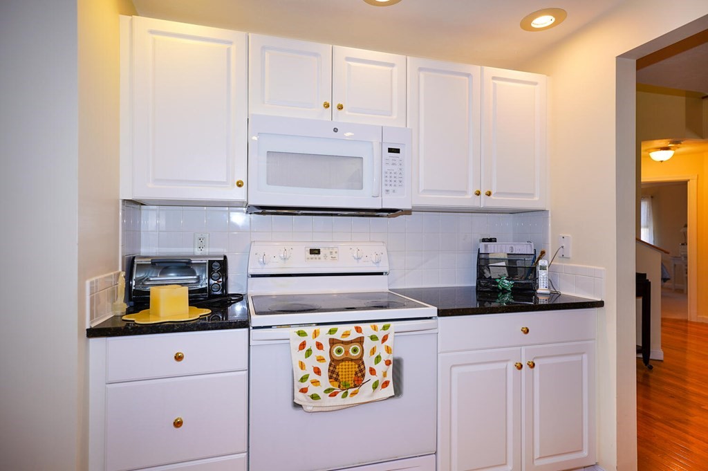 2 Rotherham Way, Unit D Hudson, MA 01749 - Photo 16 of 42