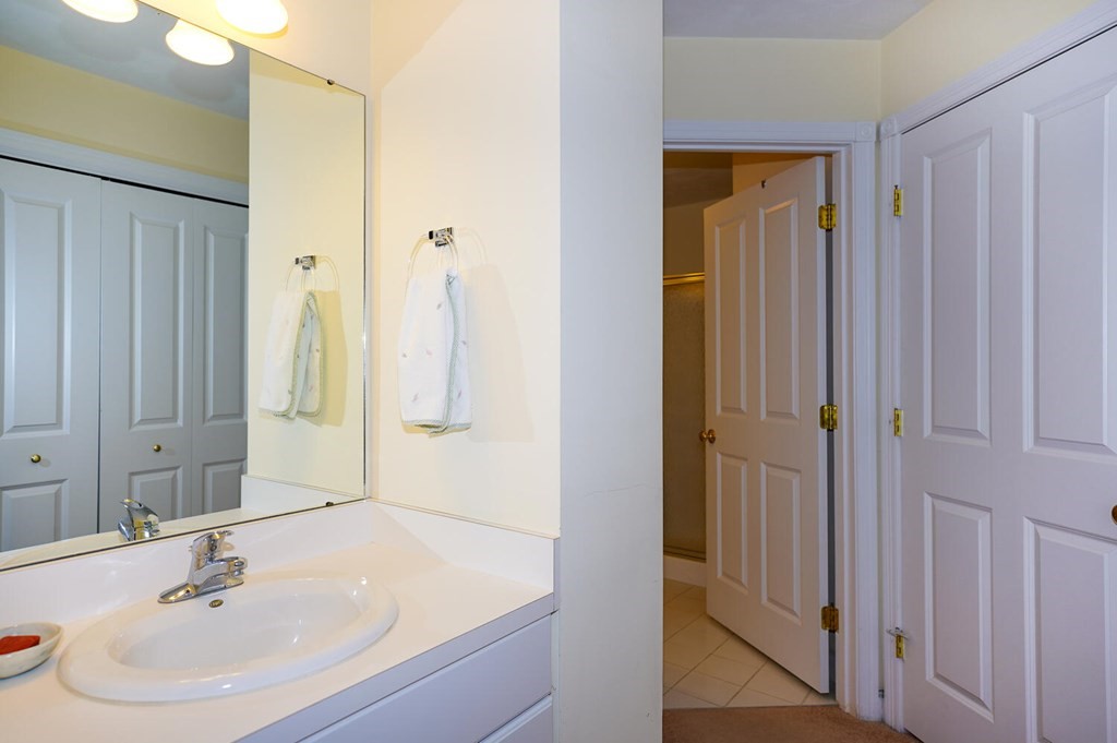 2 Rotherham Way, Unit D Hudson, MA 01749 - Photo 24 of 42