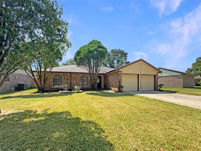 $235,000 | 10110 Willmont Road, La Porte, TX 77571