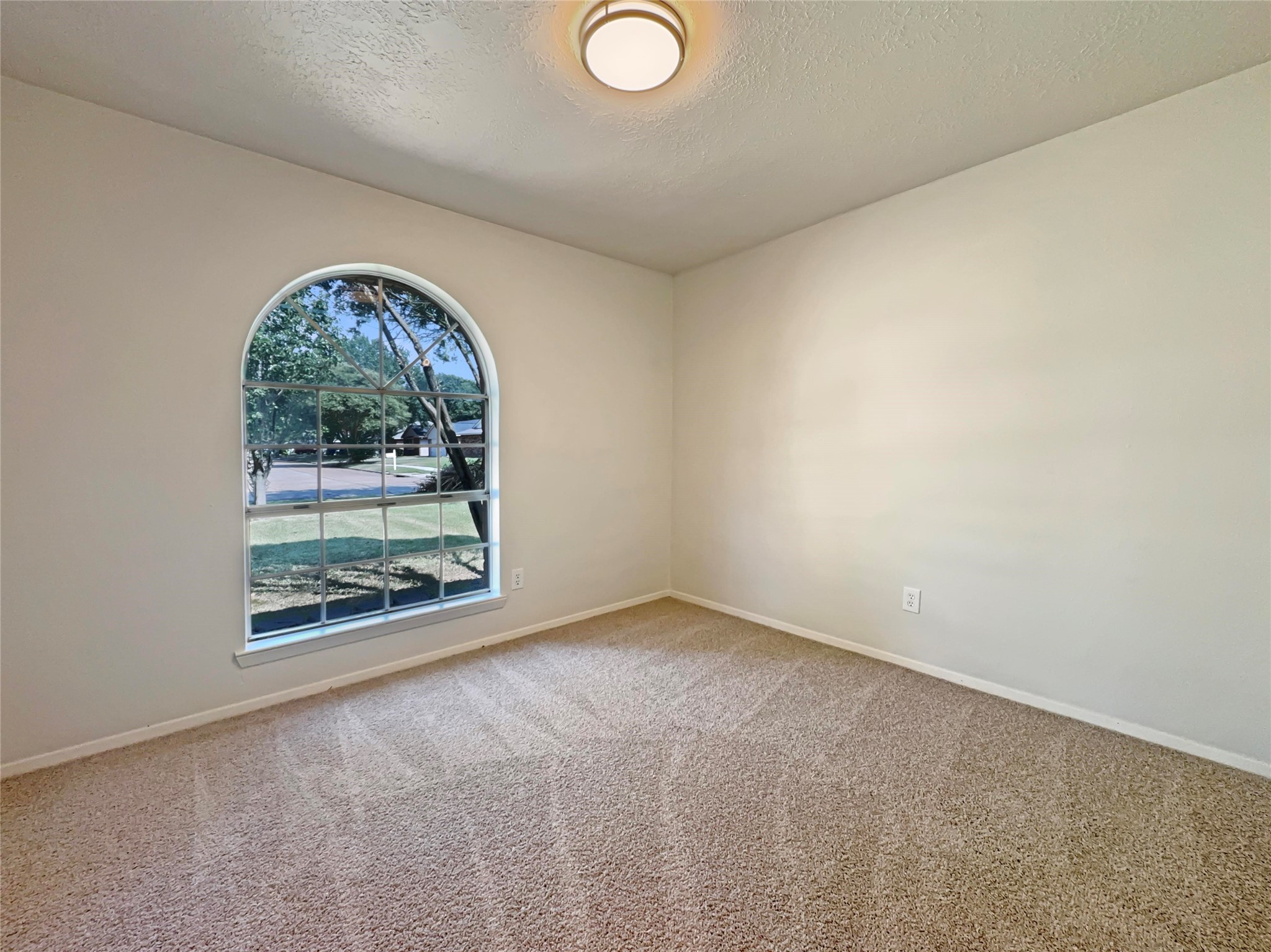 10110 Willmont Road La Porte, TX 77571 - Photo 5 of 19