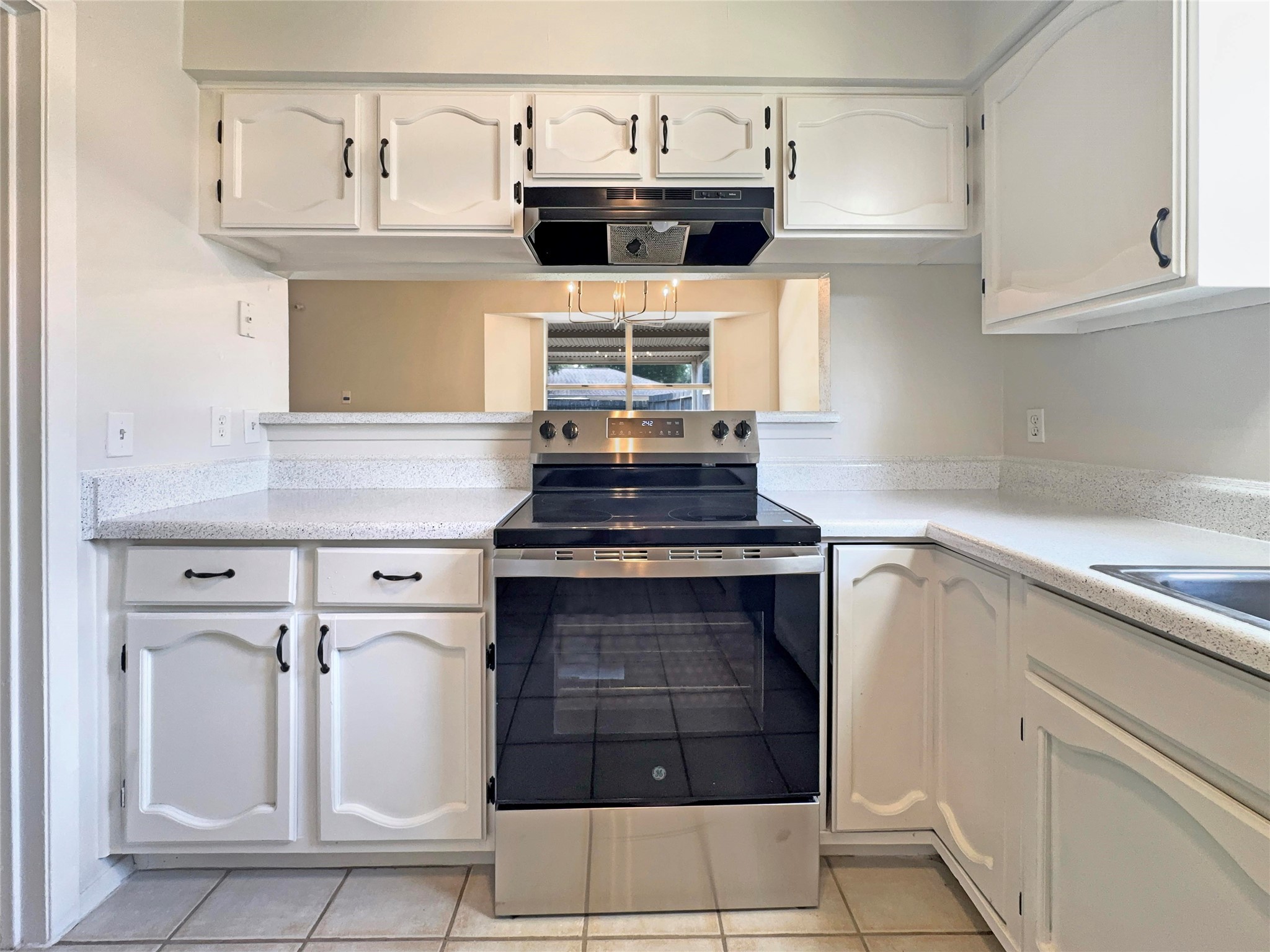 10110 Willmont Road La Porte, TX 77571 - Photo 6 of 19