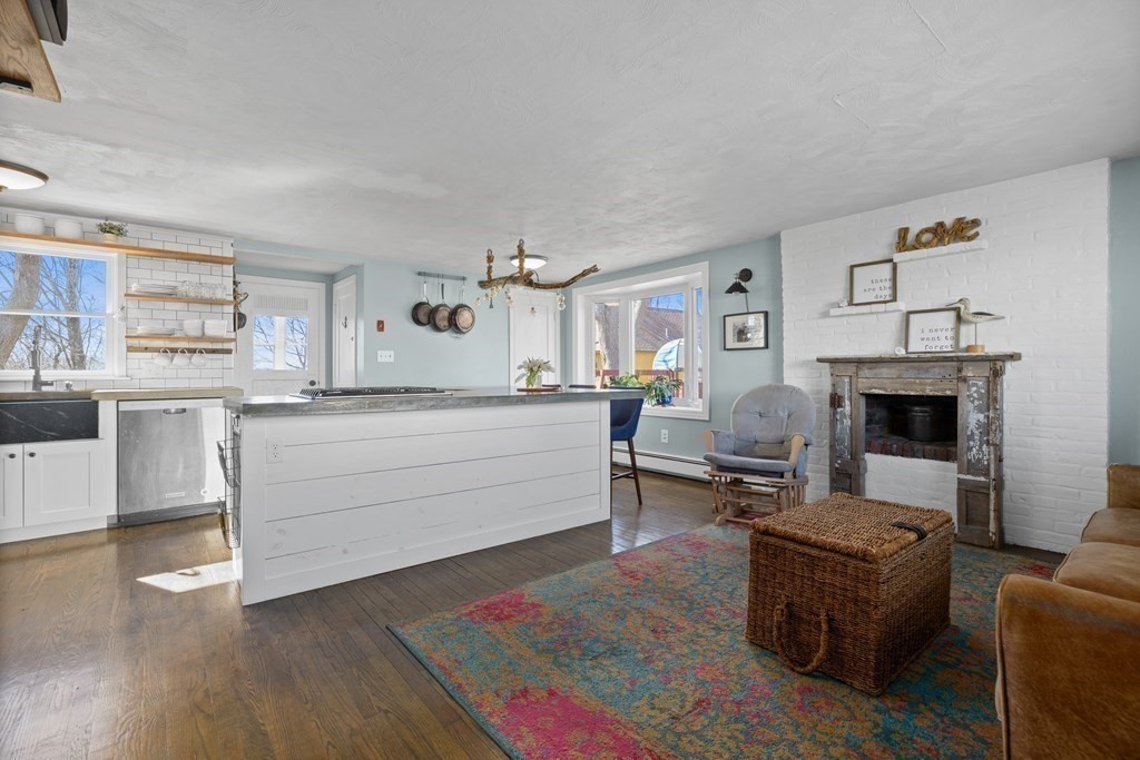17 Harborview Road Hull, MA 02045 - Photo 8 of 22 Gallery Image 8