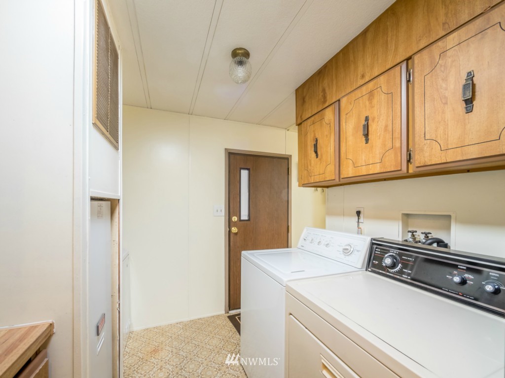 19621 129th Avenue Northeast Bothell, WA 98011 - Photo 19 of 24 Gallery Image 19