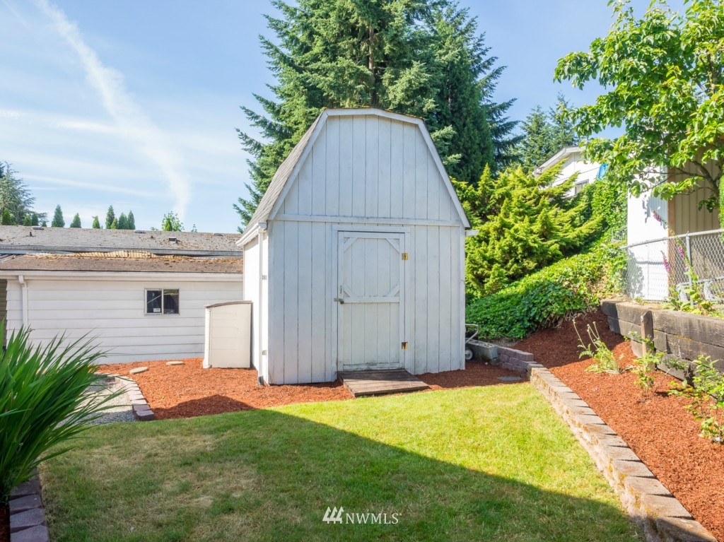 19621 129th Avenue Northeast Bothell, WA 98011 - Photo 21 of 24 Gallery Image 21