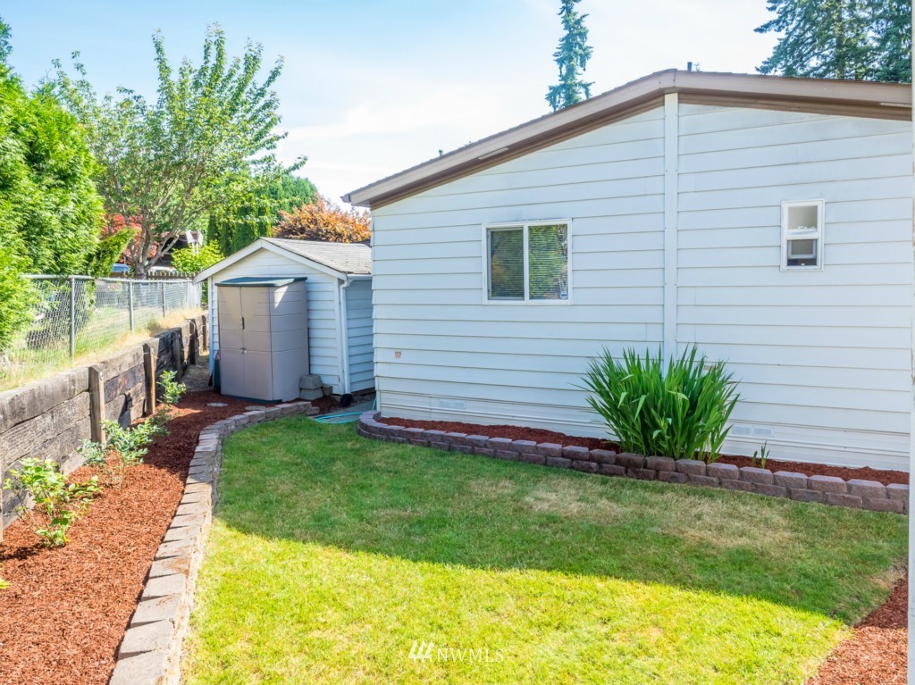 19621 129th Avenue Northeast Bothell, WA 98011 - Photo 23 of 24 Gallery Image 23