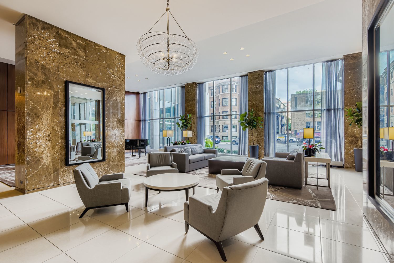 655 West Irving Park Road, Unit 4109 Chicago, IL 60613 - Photo 10 of 14 Gallery Image 10