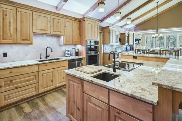 $997,000 | 24522 Brownie Way, Nisswa, MN 56468