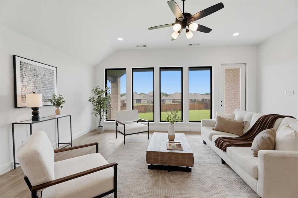 1321 Old Rocksprings Pass Mansfield, TX 76063 - Photo 2 of 40