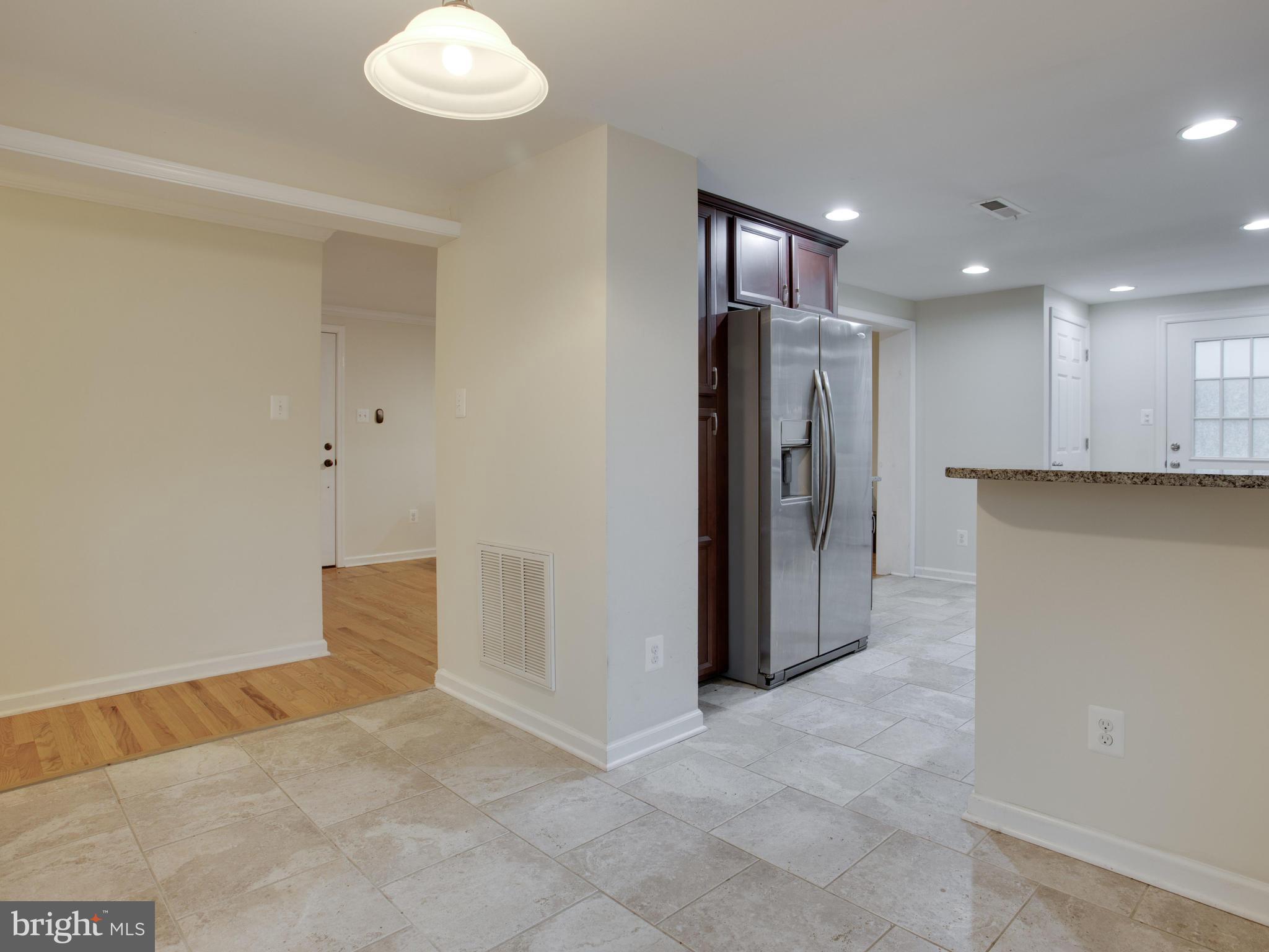 6 Boxwood Road Annapolis, MD 21403 - Photo 11 of 30 Dining Room