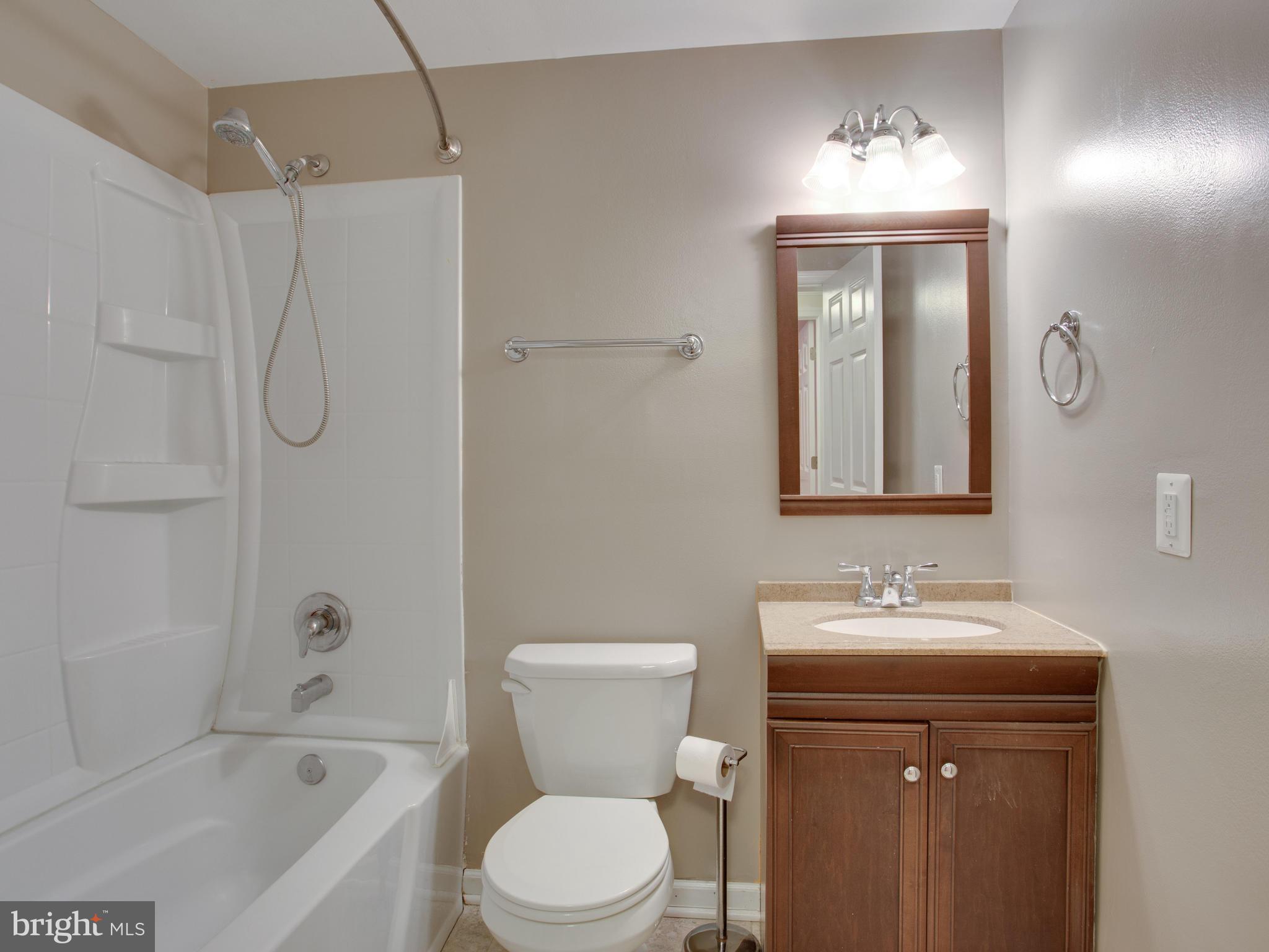 6 Boxwood Road Annapolis, MD 21403 - Photo 20 of 30 Bath