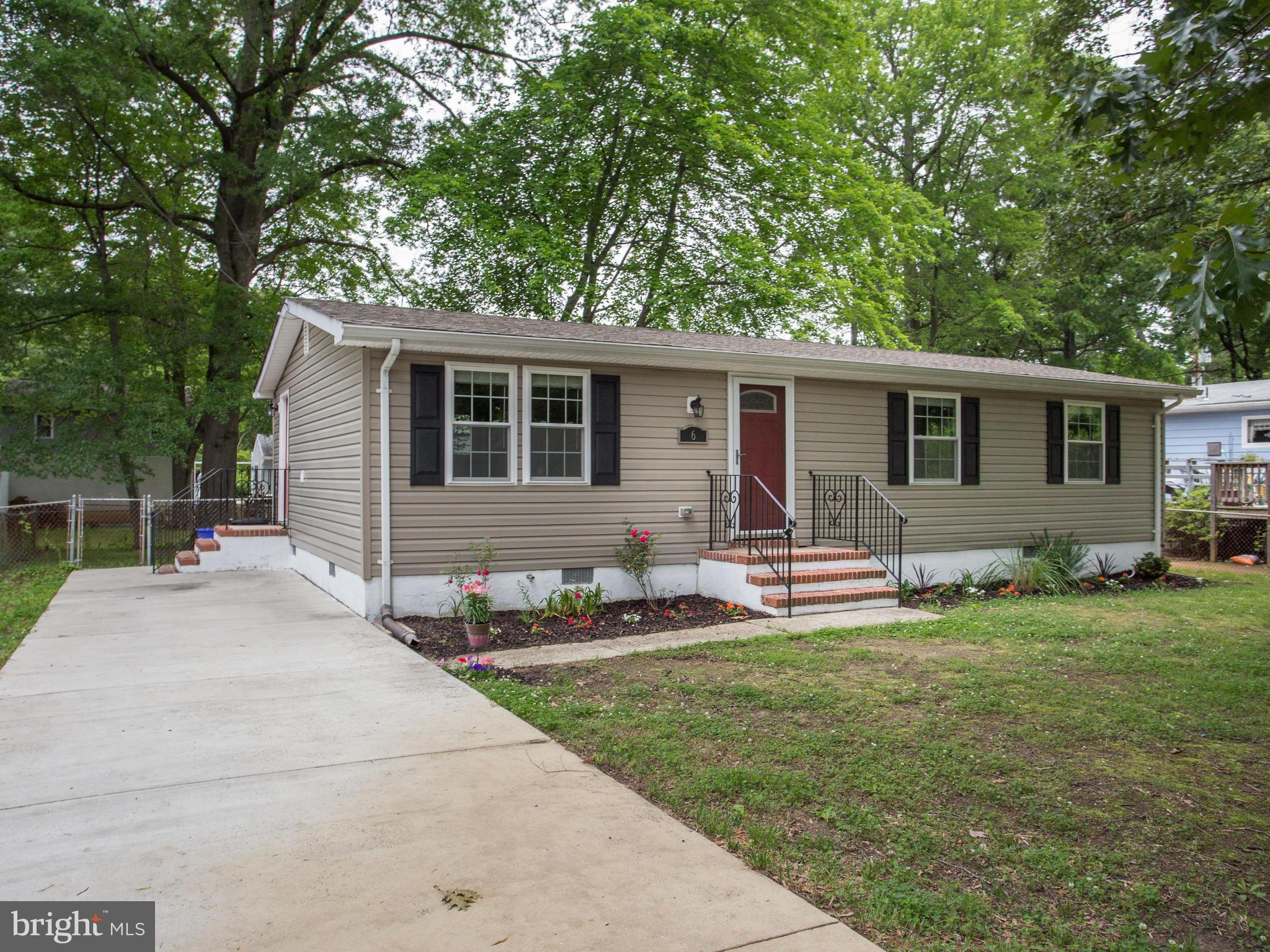 6 Boxwood Road Annapolis, MD 21403 - Photo 3 of 30 Exterior (Front)