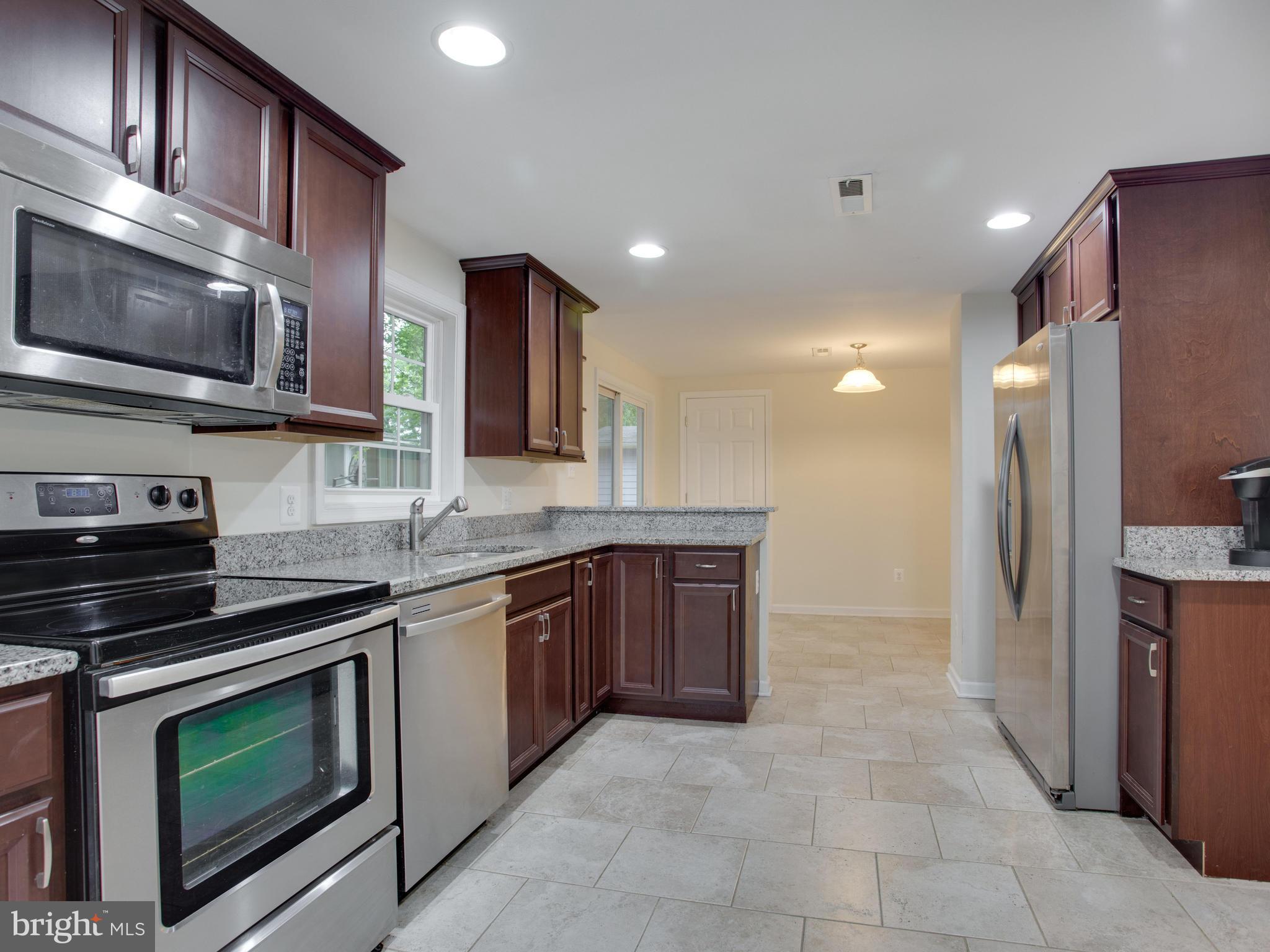 6 Boxwood Road Annapolis, MD 21403 - Photo 7 of 30 Kitchen