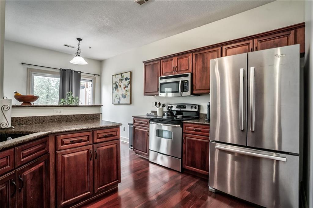 8948 Inkster Lenexa, KS 66227 - Photo 11 of 29 Gallery Image 11