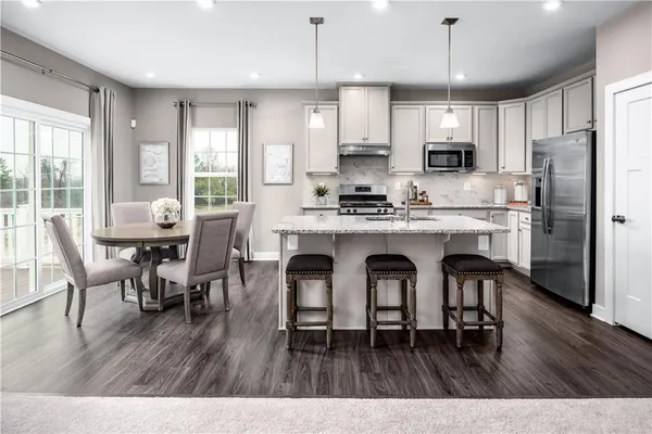 $466,558 | 1049 Black Sands Drive, Jeannette, PA 15644