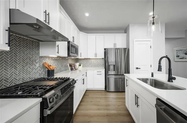 $454,558 | 1049 Black Sands Drive, Jeannette, PA 15644