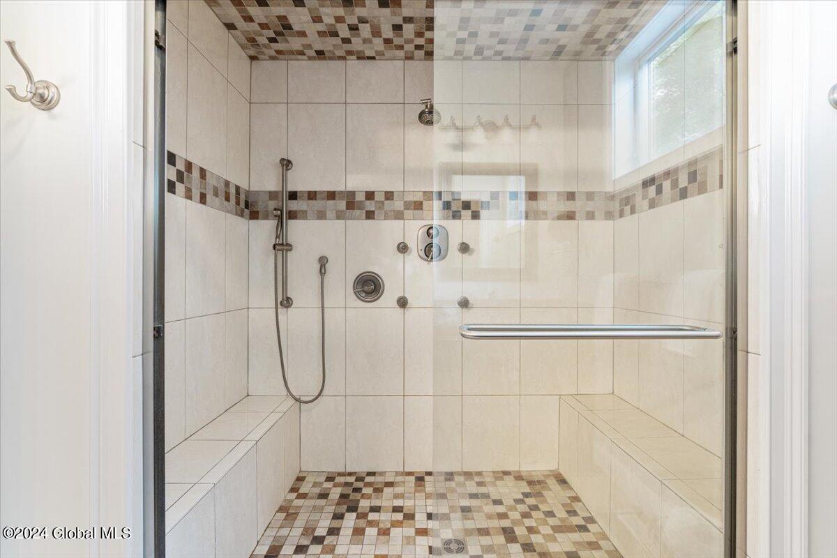 75 King Road Greenfield, NY 12850 - Photo 34 of 52 .