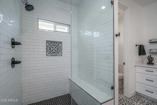 $715,000 | 2345 North 28th Place, Phoenix, AZ 85008