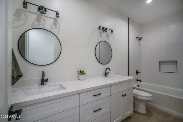 $715,000 | 2345 North 28th Place, Phoenix, AZ 85008