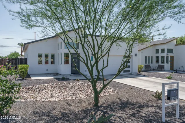 $715,000 | 2345 North 28th Place, Phoenix, AZ 85008