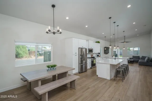 $715,000 | 2345 North 28th Place, Phoenix, AZ 85008