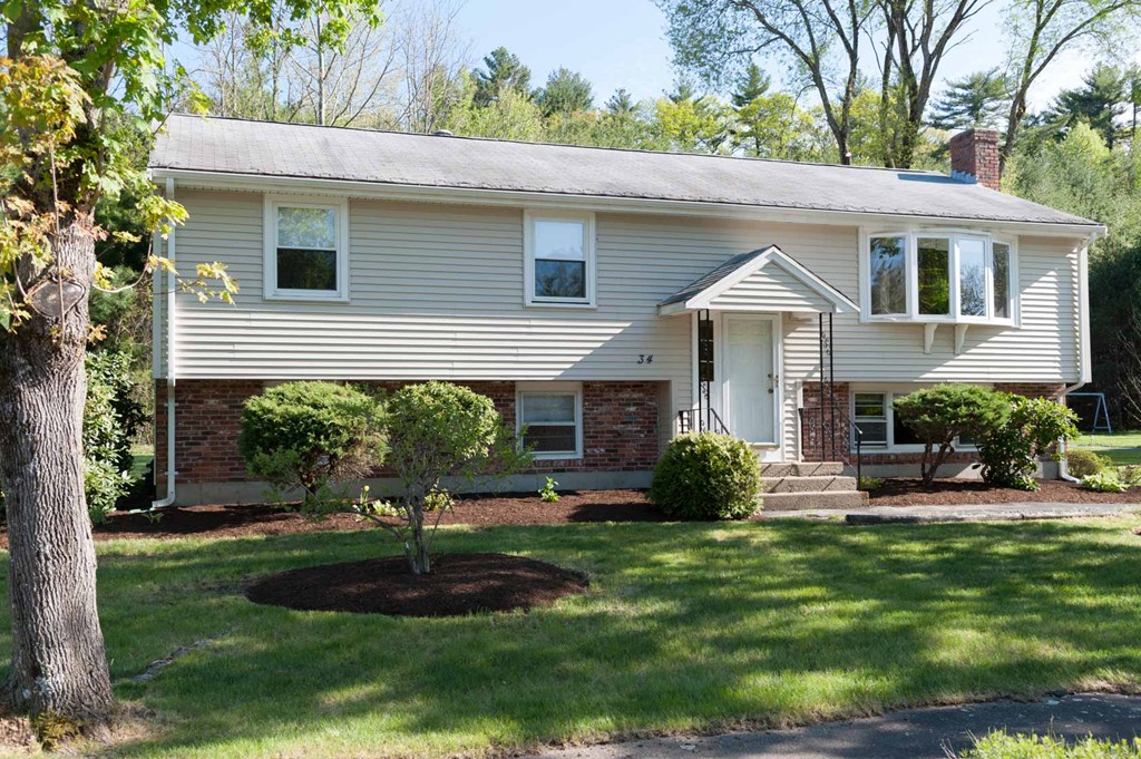 34 Sandy Ridge Circle Sharon, MA 02067 - Photo 1 of 20 Gallery Image 1