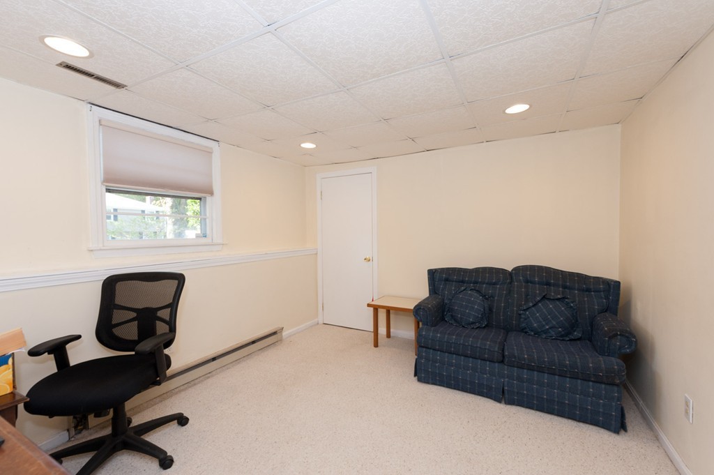 34 Sandy Ridge Circle Sharon, MA 02067 - Photo 13 of 20 Gallery Image 13