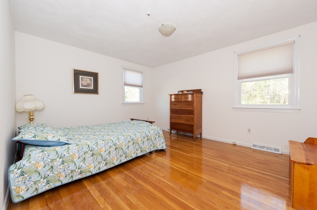 34 Sandy Ridge Circle Sharon, MA 02067 - Photo 7 of 20 Gallery Image 7