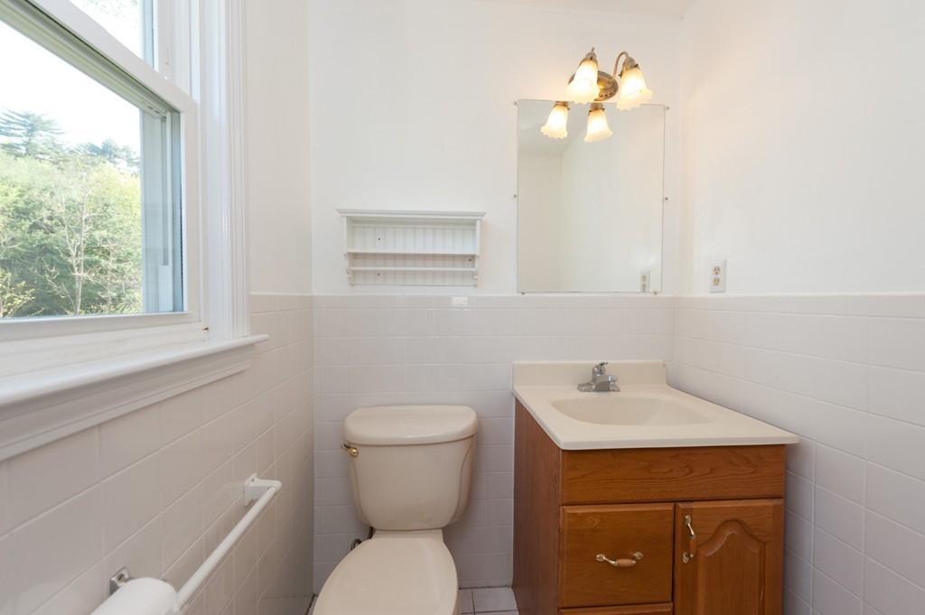 34 Sandy Ridge Circle Sharon, MA 02067 - Photo 8 of 20 Gallery Image 8