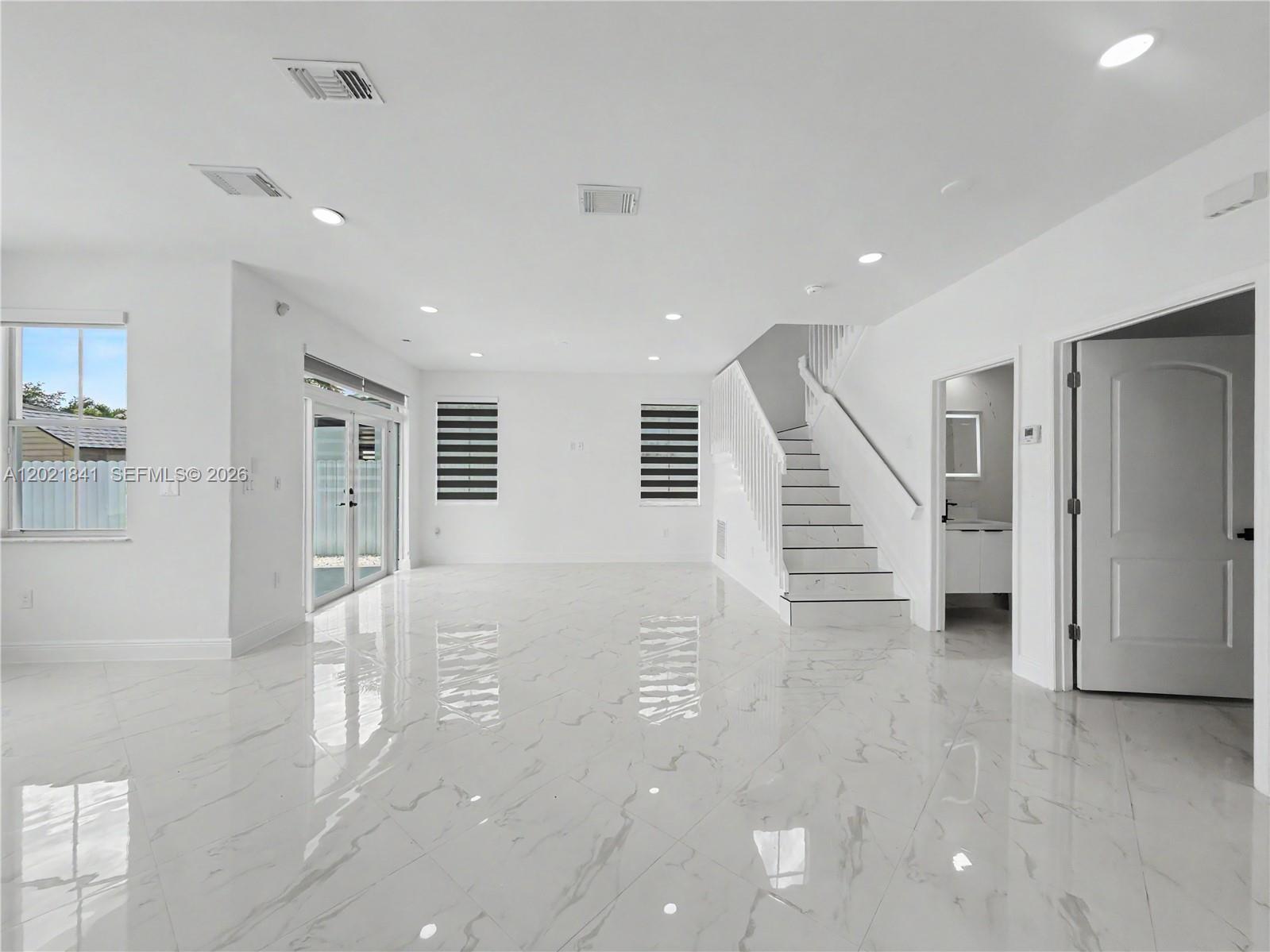 15486 Southwest 23rd Lane Miami, FL 33185 - Photo 12 of 33