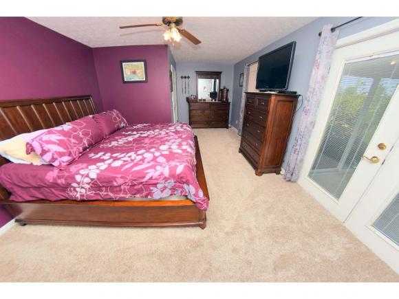 1074 South County Line Road Greensburg, IN 47240 - Photo 14 of 27 Gallery Image 14