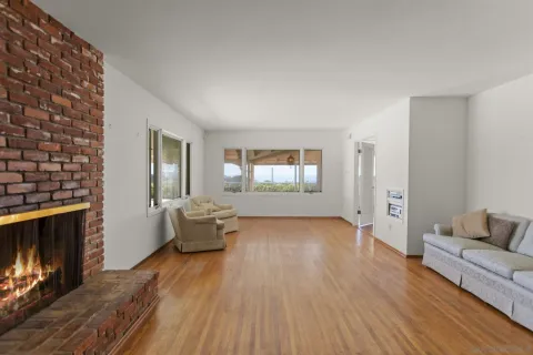$4,195,000 | 6432 Cardeno Drive, La Jolla, CA 92037