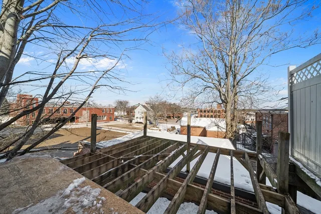 $475,000 | 68 Pleasant Street, Unit 2, Newburyport, MA 01950