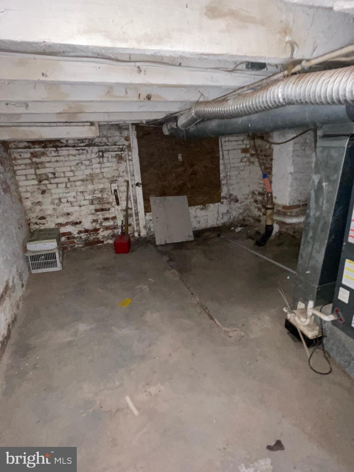 238 North Rose Street Baltimore, MD 21224 - Photo 8 of 10 basement