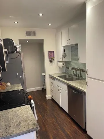 $560,000 | 303 Tradewinds Drive, Unit 10, San Jose, CA 95123