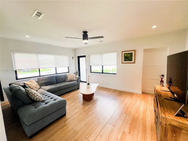 $869,000 | 1600 Southwest 17th Avenue, Miami, FL 33145