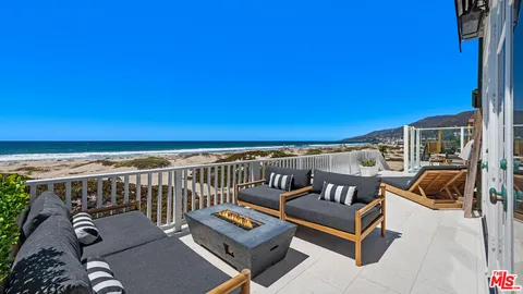 $16,950,000 | 30718 Pacific Coast Highway, Malibu, CA 90265