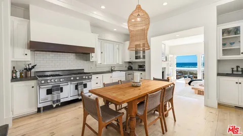 $16,950,000 | 30718 Pacific Coast Highway, Malibu, CA 90265