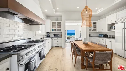 $16,950,000 | 30718 Pacific Coast Highway, Malibu, CA 90265